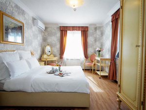 Гостинично-санаторный комплекс "Одиссея Wellness Resort" | 5-местный  6-комнатный  3-этажный коттедж "Апартаменты"