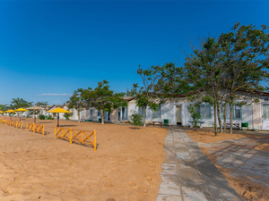 Курортный комплекс "Санвиль Золотой пляж" (бывший ТОК "Золотой пляж") | 