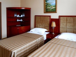 Отель "Украина Палас" | 4-местный  2-комнатный  люкс семейный 