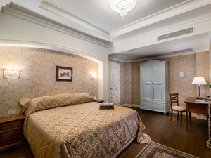 Отель "Villa Elena" (Вилла Елена) | 2-местный  2-комнатный  панорамный пентхаус