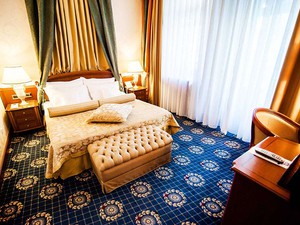 Отель "Ореанда" | 2-местный  3-комнатный  апартамент "Айвазовский"