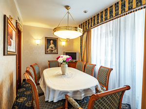 Отель "Ореанда" | 2-местный  4-комнатный  апартамент "Екатерина II"