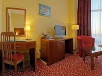 Гостиница "Гранд Отель Казань" | 2-местный  улучшенный номер с панорамным видом с большой кроватью
