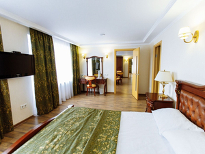 Отель "Таврия" | 4-местный  3-комнатный  люкс президентский