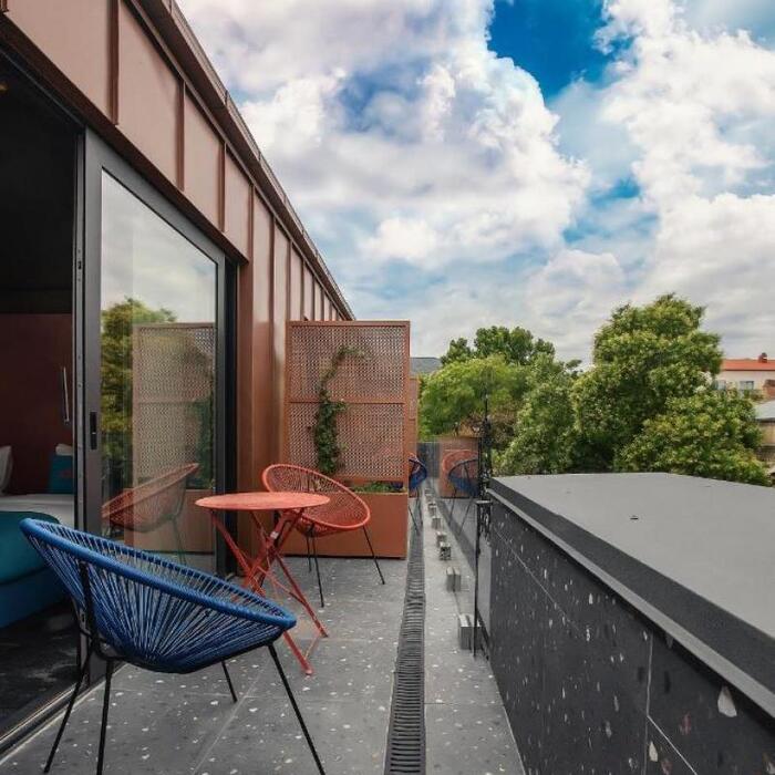 Отель "Heritage Hotel And Suites" |