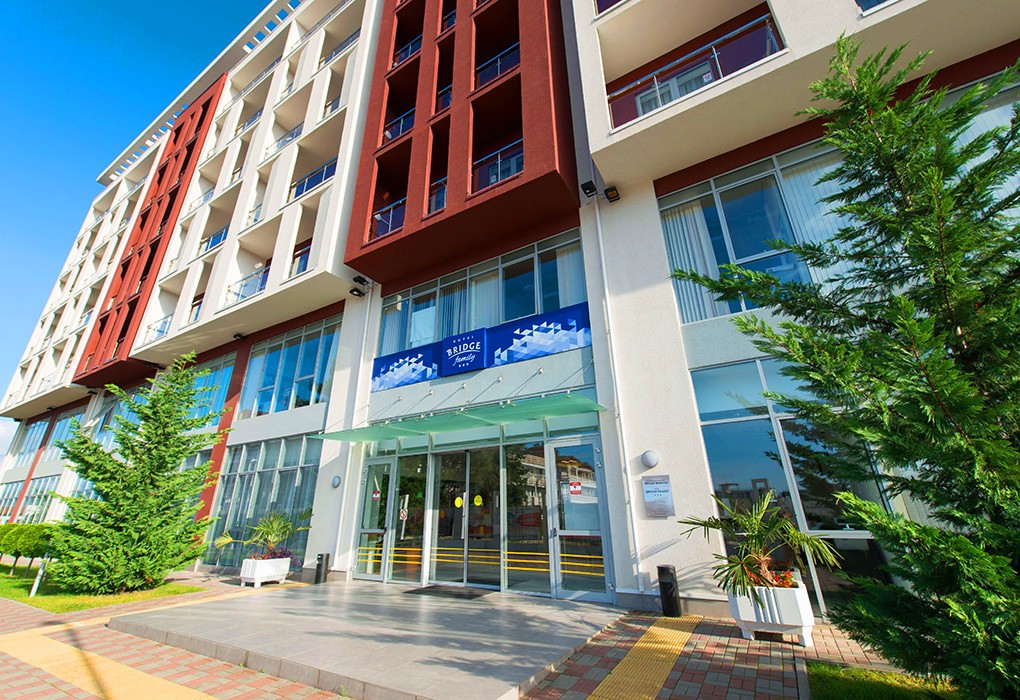 Гостиничный комплекс "Bridge Family" | 
