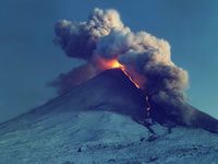 "К вулканам Шивелуч и Толбачик", тур на 8 дней, трекинги + экскурсии, Камчатка | Ключевская Сопка