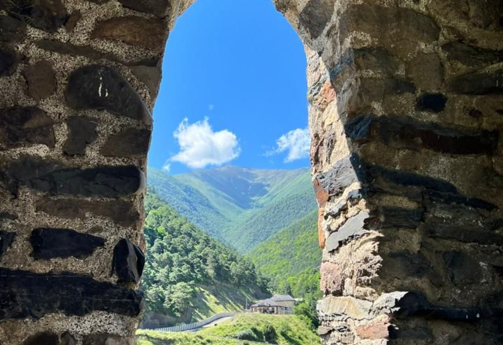 "Осетия! Я буду там...", тур на 4 дня, экскурсии + джипинг, Северная Осетия | 
